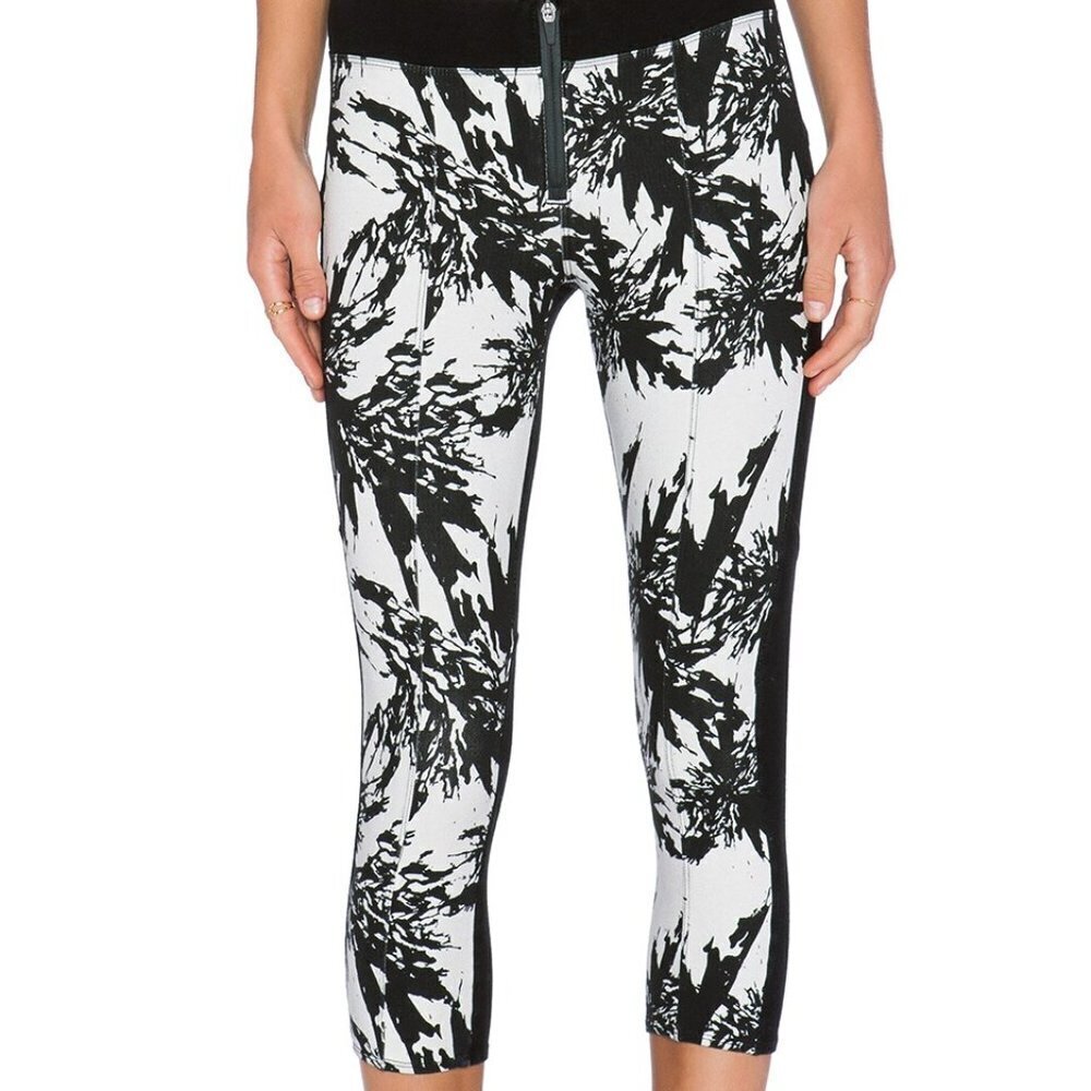 DWP Slater Capri in Black Shattered Floral